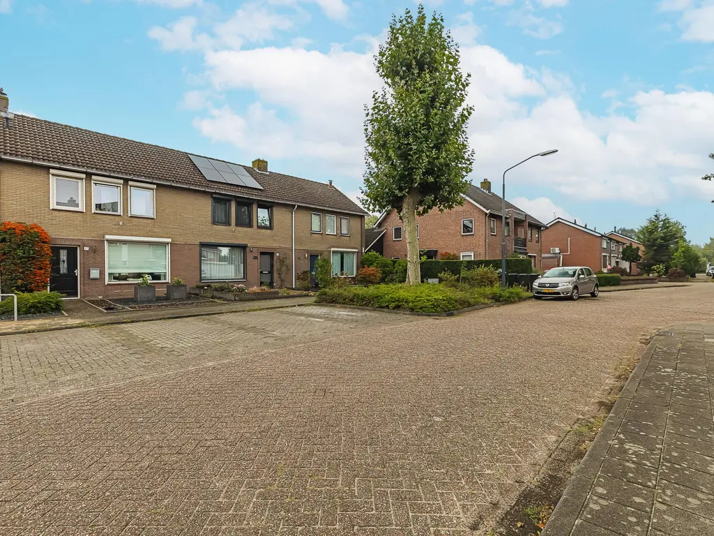 Tooropstraat 19, Sprang-Capelle