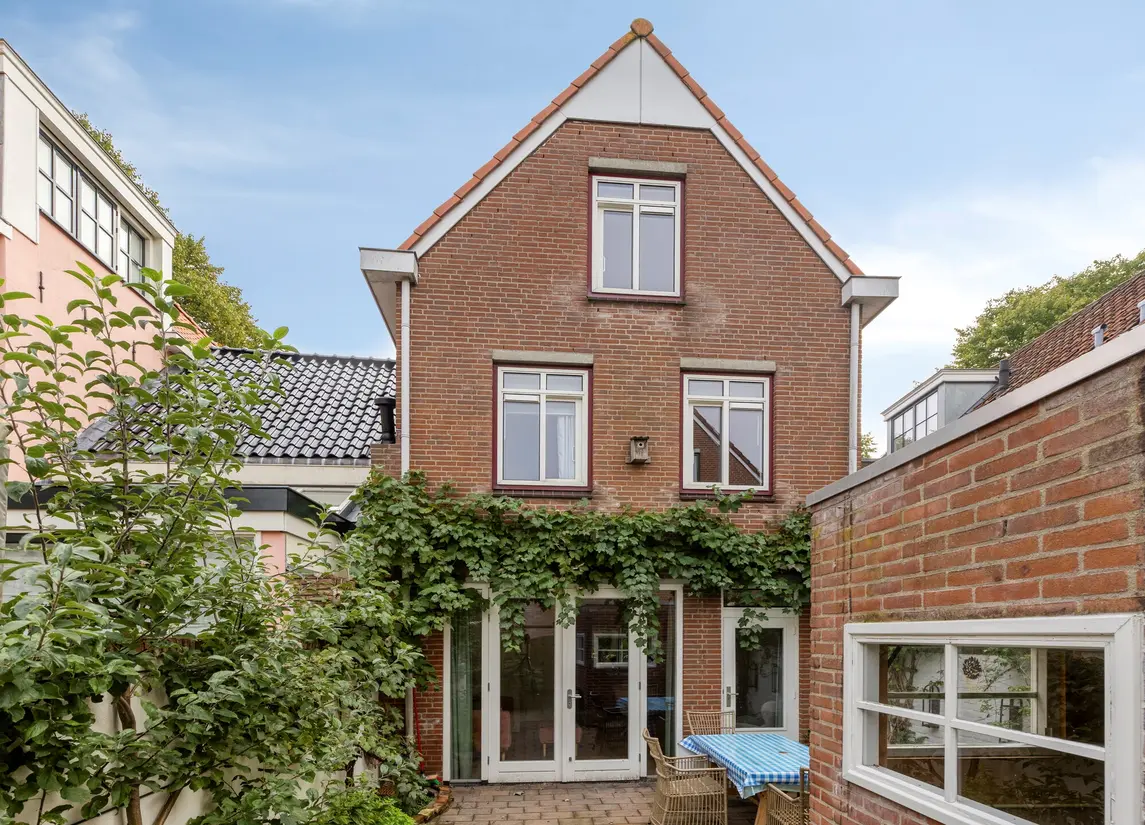 Uiterstegracht 64