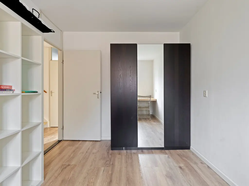 Uiterstegracht 64, Leiden