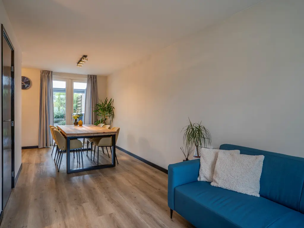 Glazuurstraat 5, Reuver