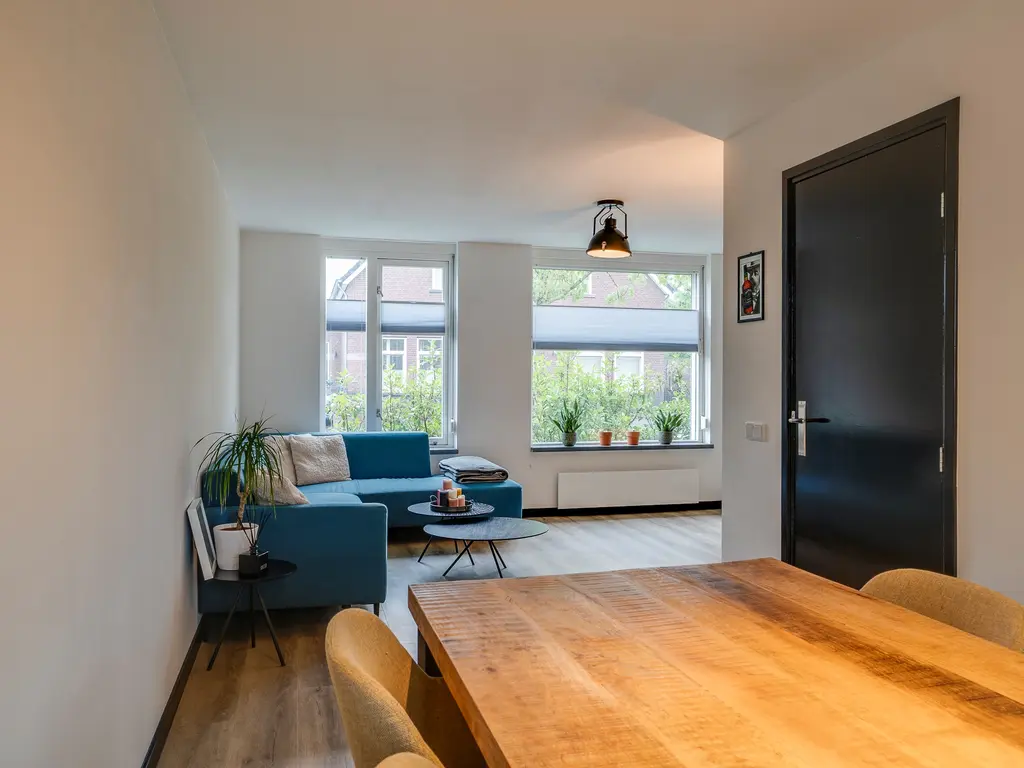 Glazuurstraat 5, Reuver