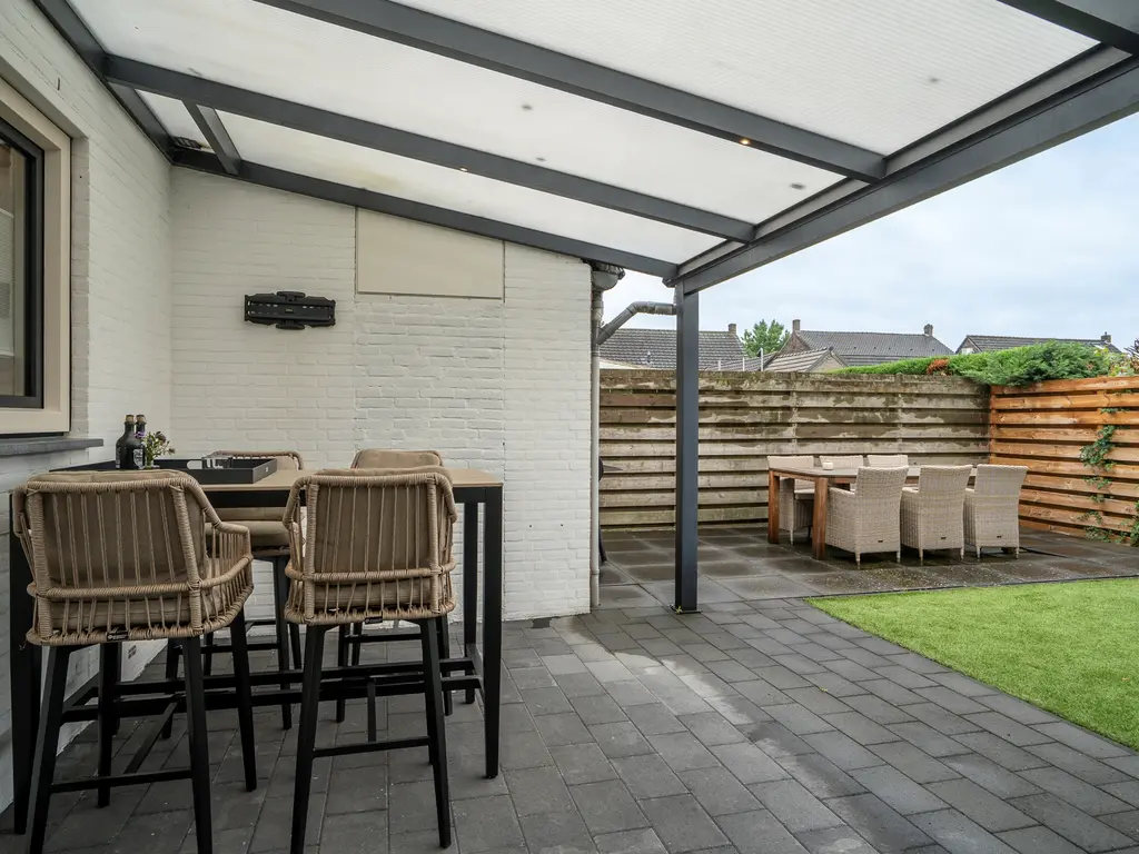 Glazuurstraat 5, Reuver