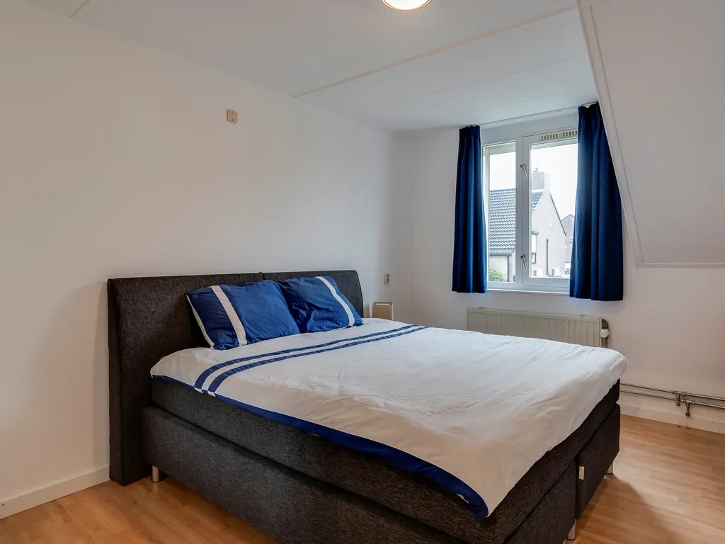 Glazuurstraat 5, Reuver