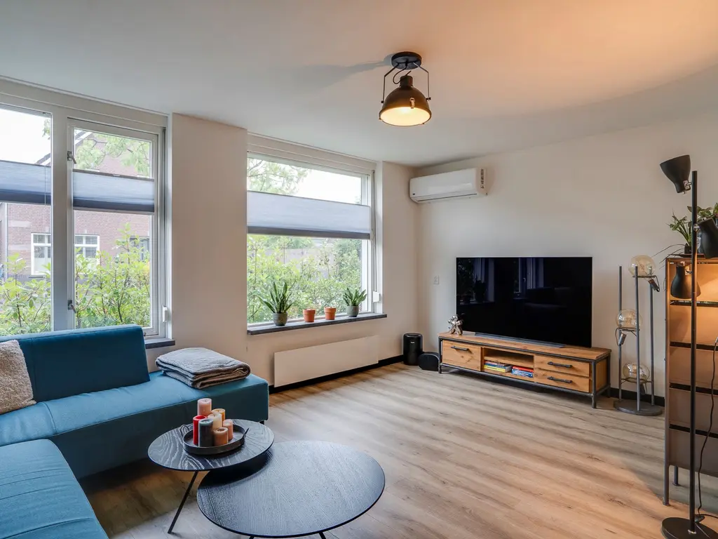 Glazuurstraat 5, Reuver