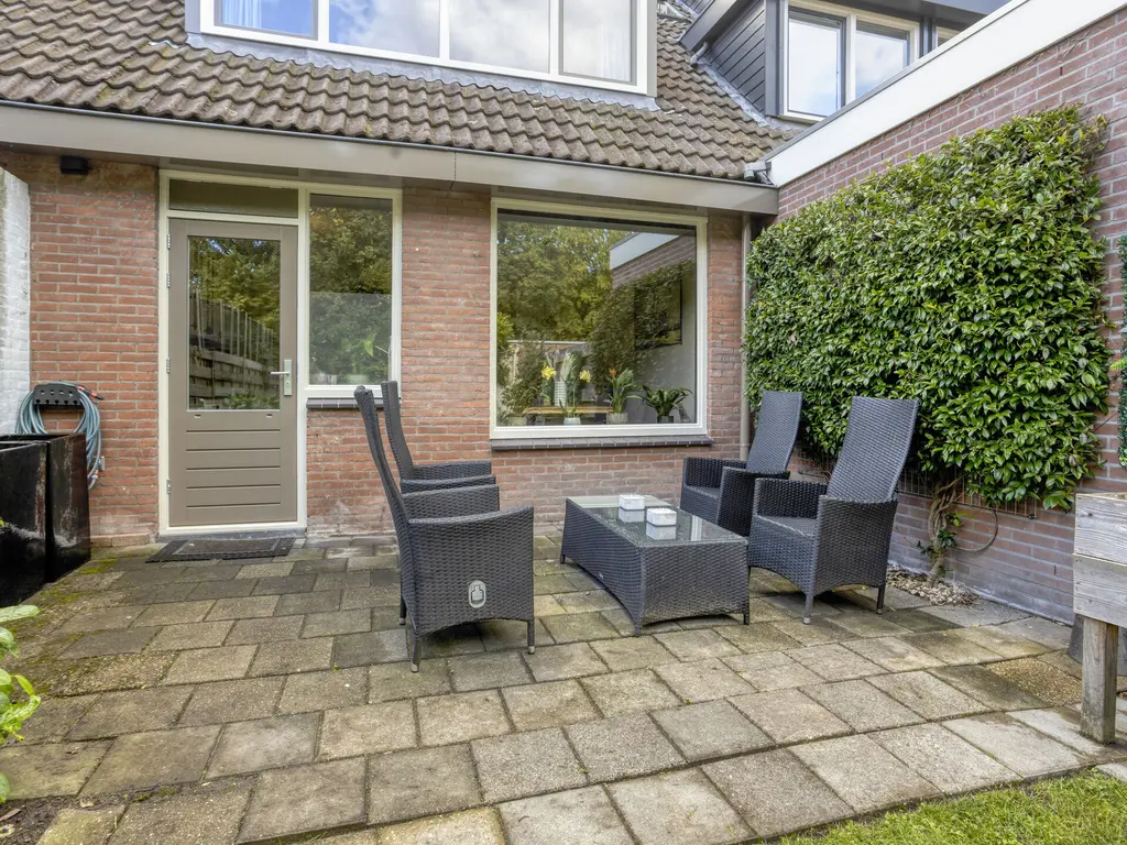 Langetuin 191, Zwaag