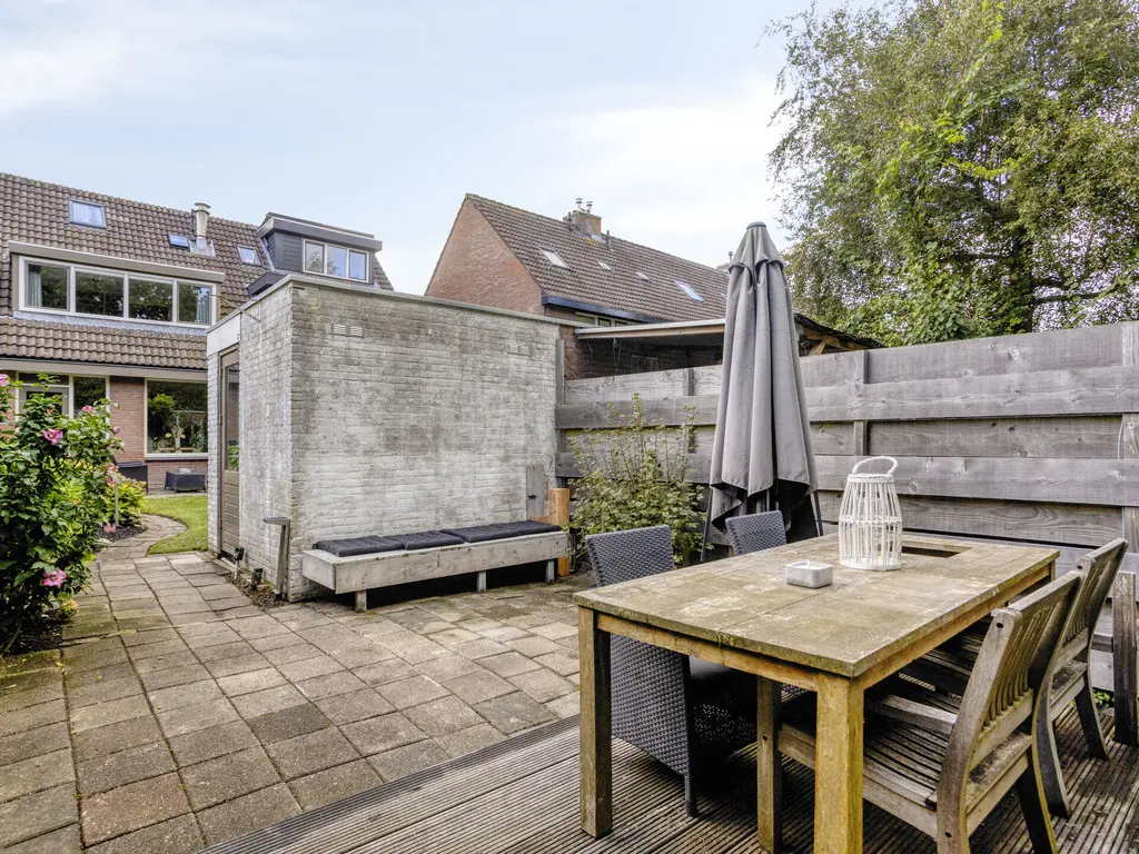 Langetuin 191, Zwaag