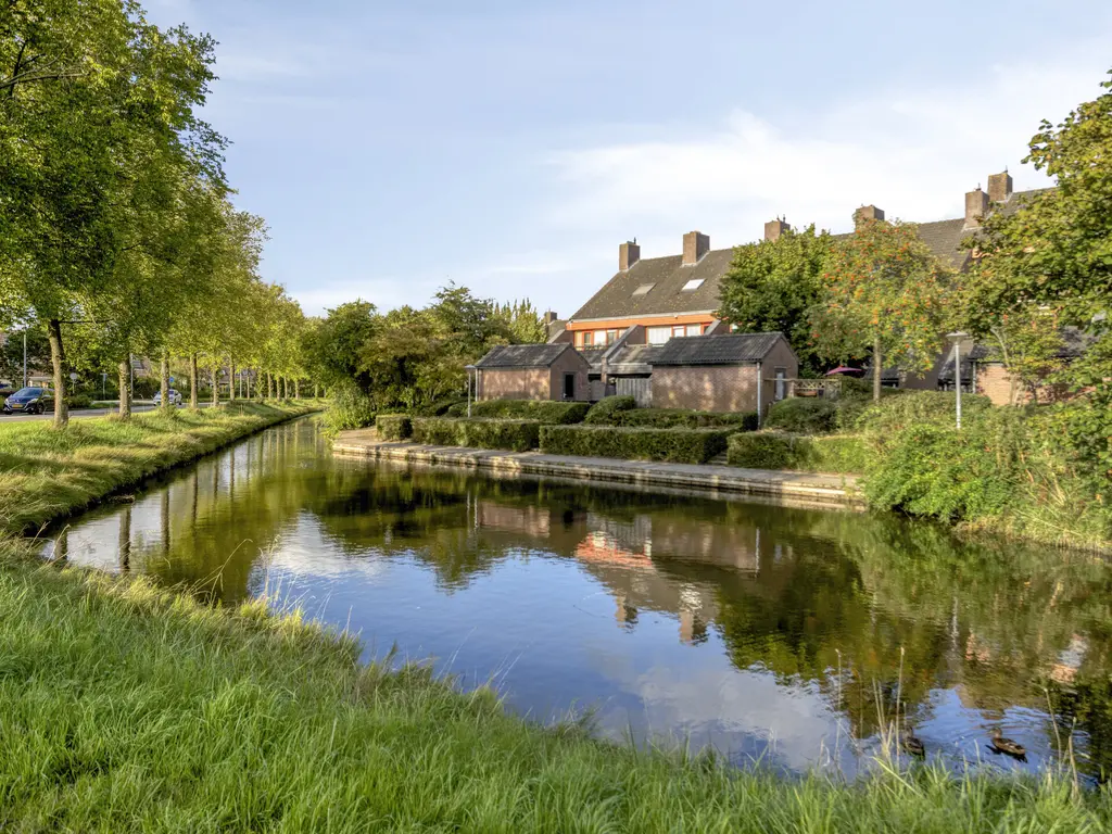 Langetuin 191, Zwaag