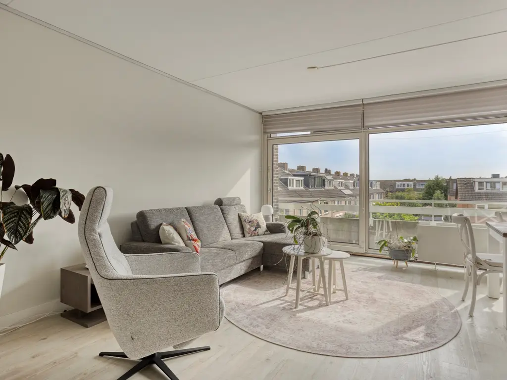 Burgemeester Wapstraat 44, Zoeterwoude