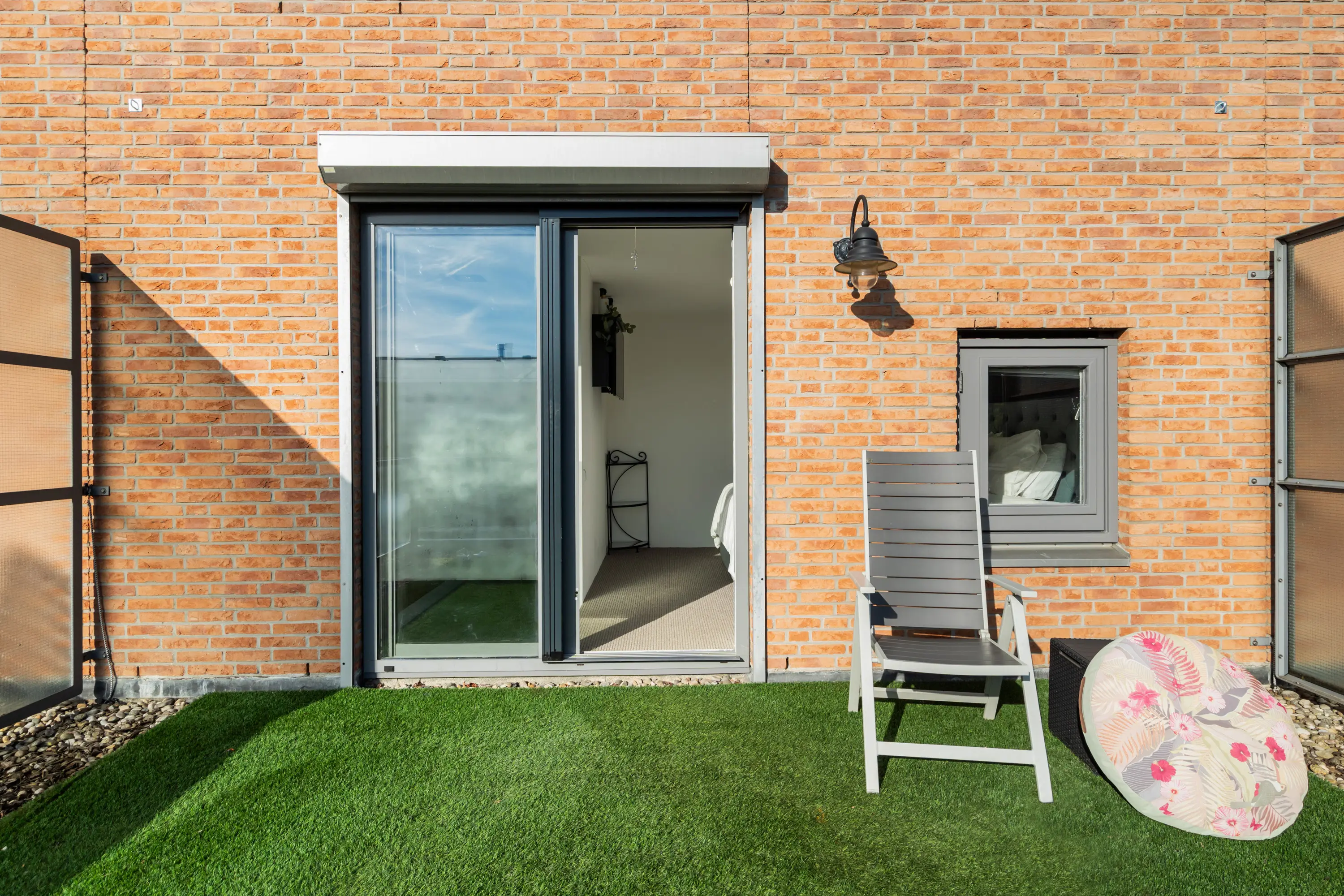 Zus Braunstraat 6