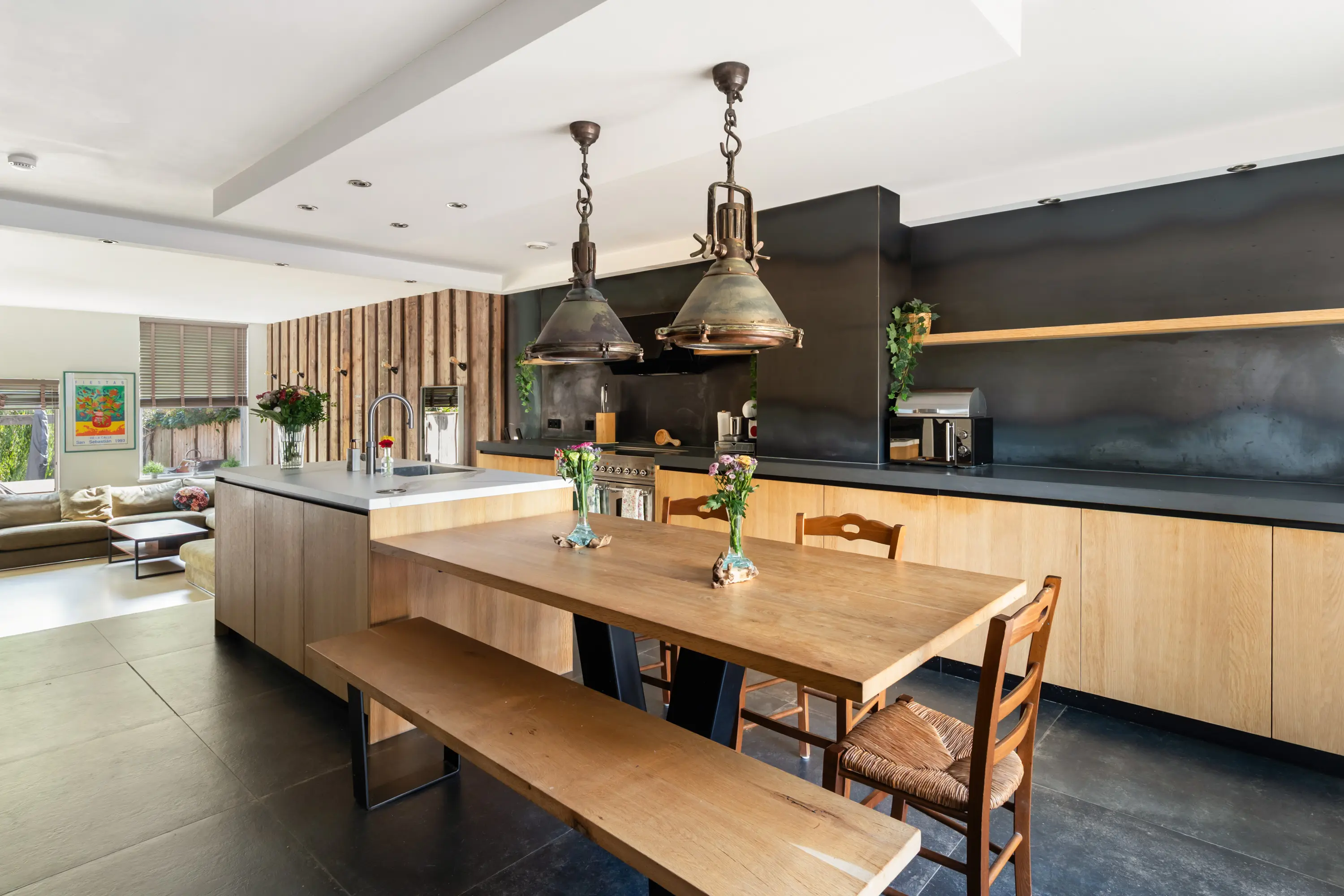 Zus Braunstraat 6