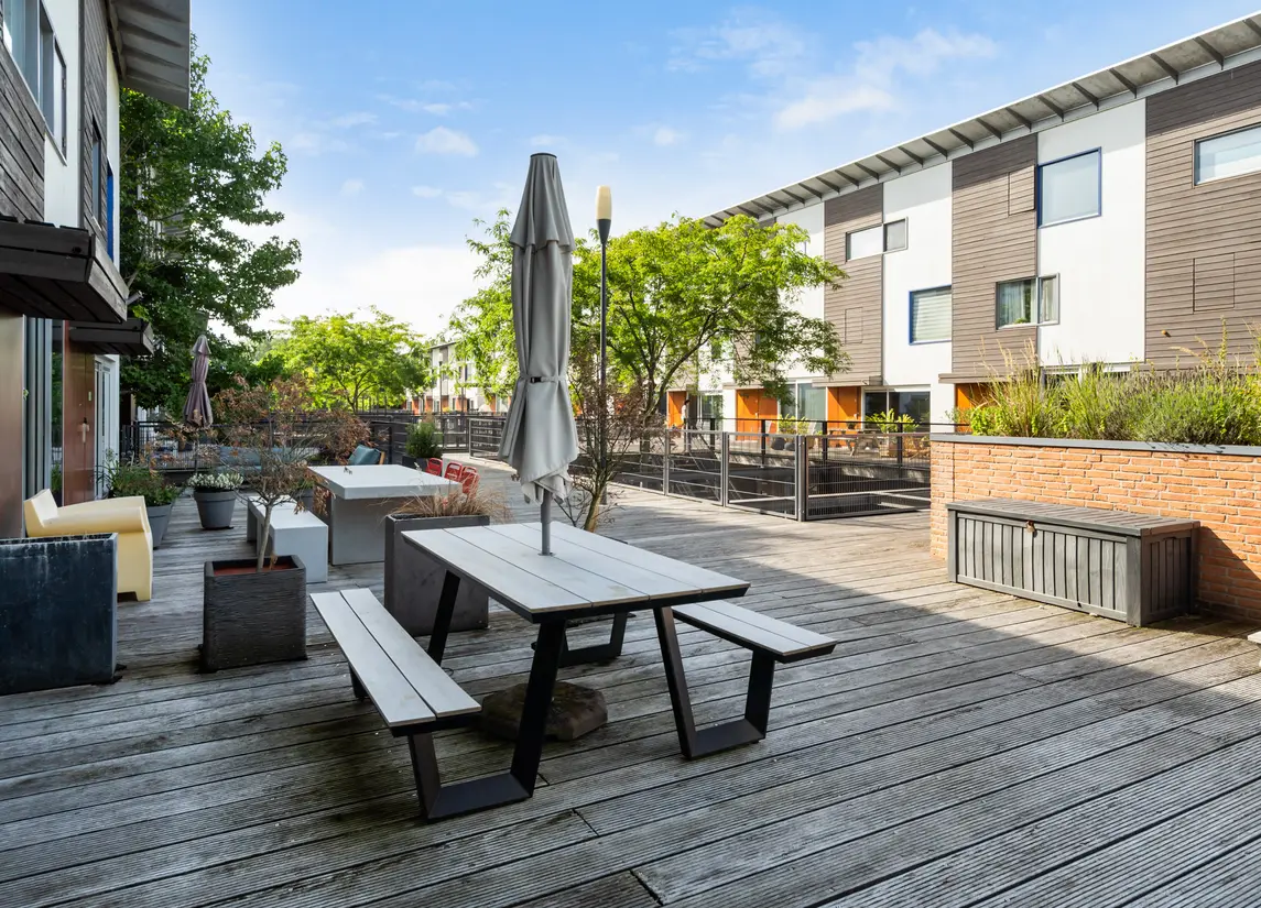 Zus Braunstraat 6