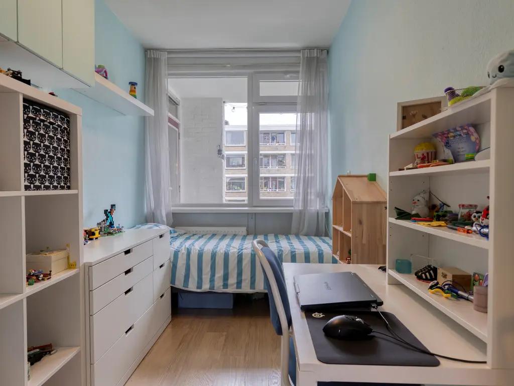 Debussystraat 21, Leiden