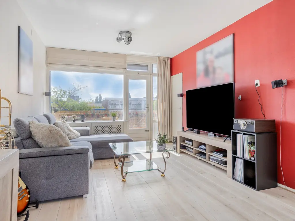 Vijf Meiplein 52, Leiden