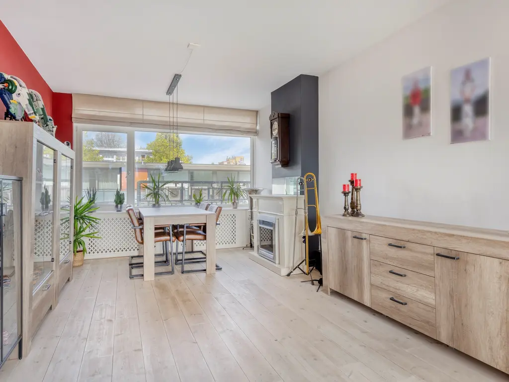 Vijf Meiplein 52, Leiden