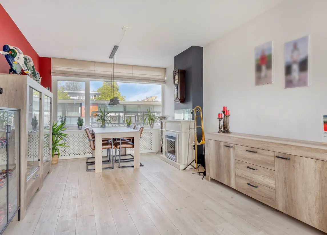 Vijf Meiplein 52