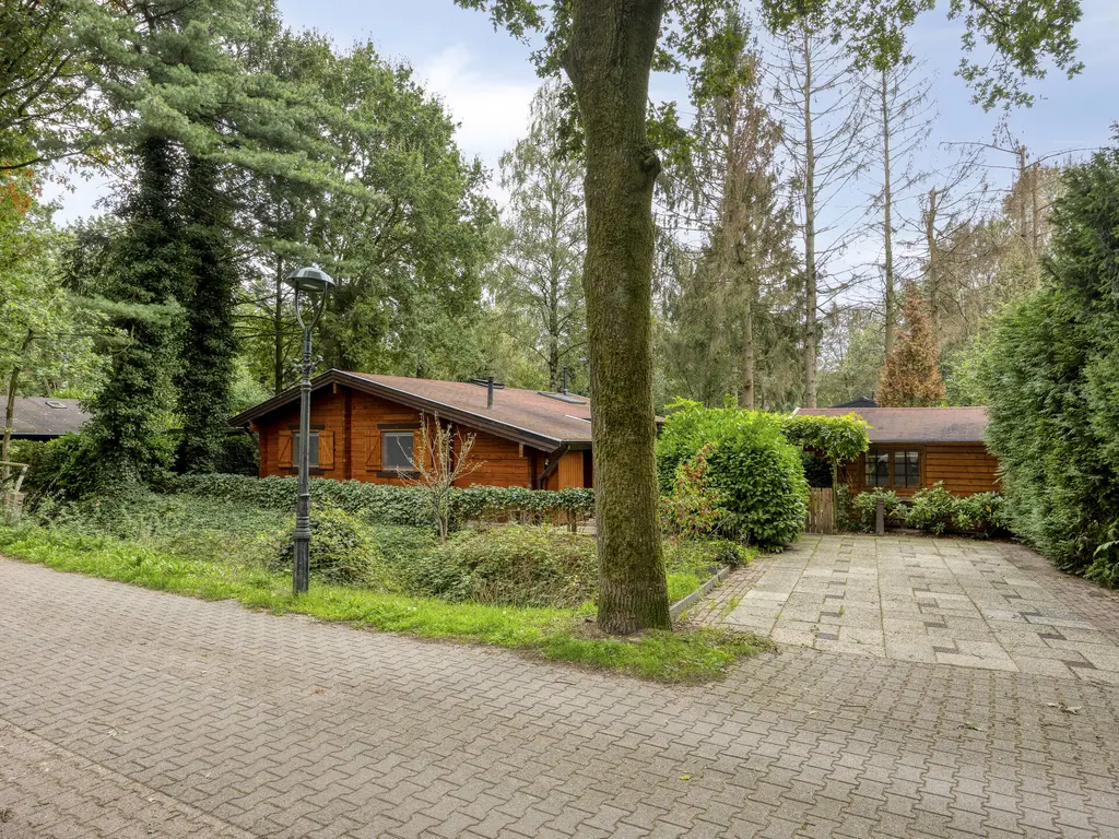 De Stille Wille 247, OOST WEST EN MIDDELBEERS