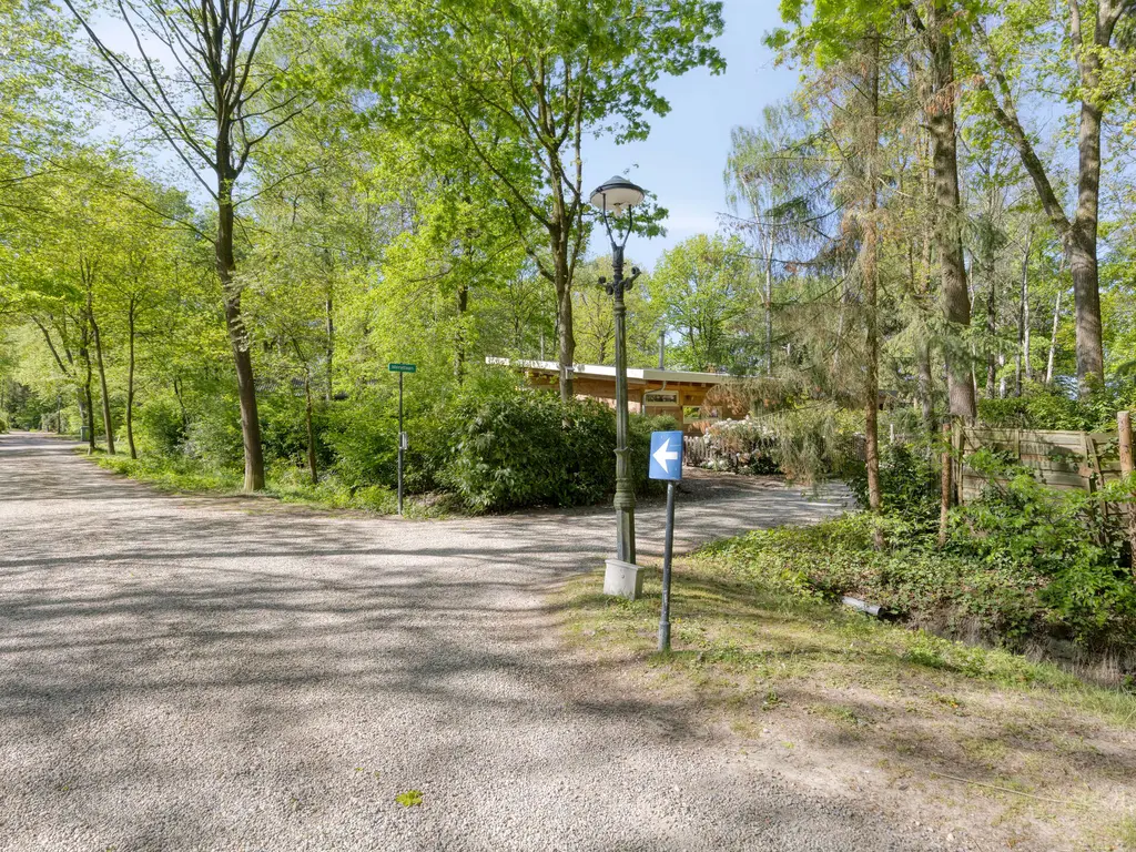 De Stille Wille 115, OOST WEST EN MIDDELBEERS