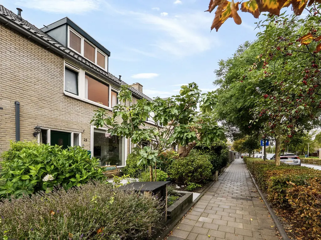 Schaatsbaan 25, Barendrecht
