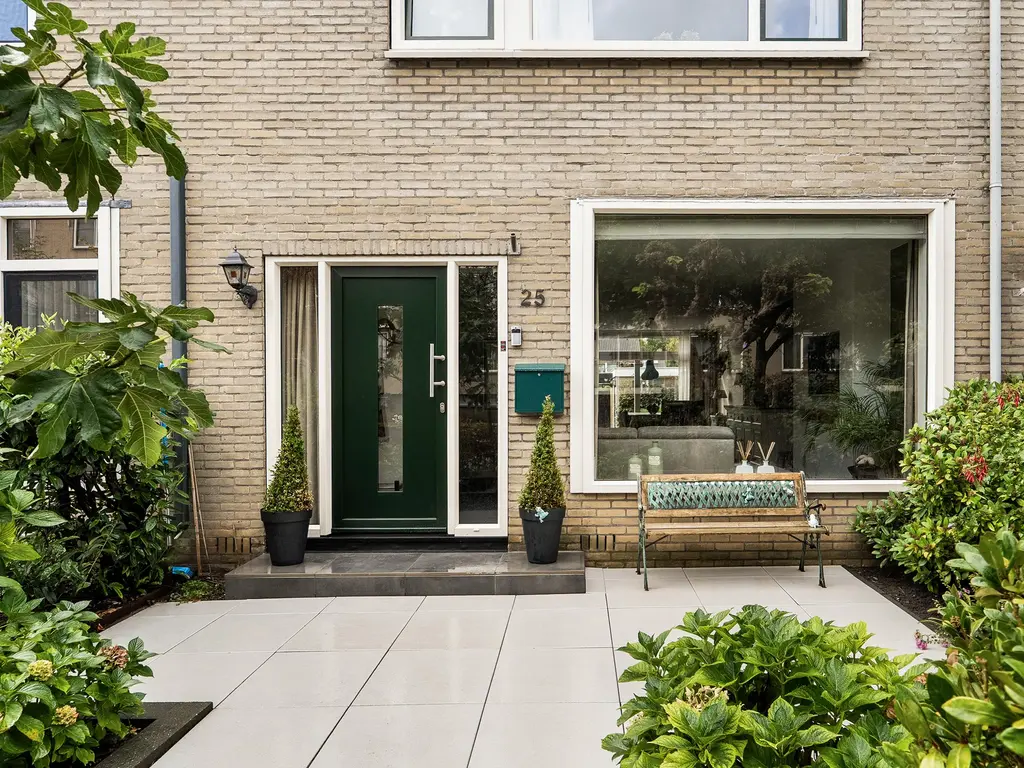 Schaatsbaan 25, Barendrecht