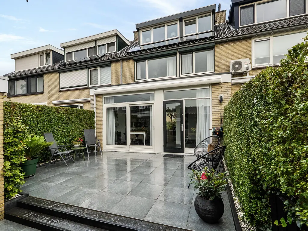 Schaatsbaan 25, Barendrecht