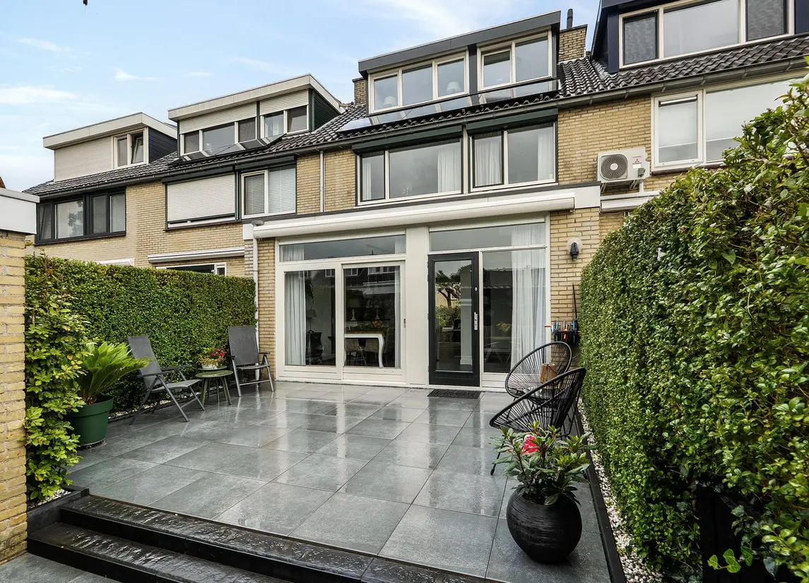 Schaatsbaan 25