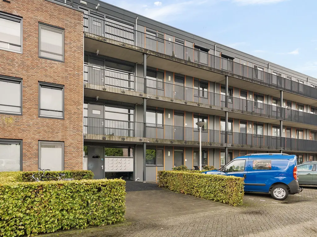 Burg Brouwerstraat 83, Zwijndrecht
