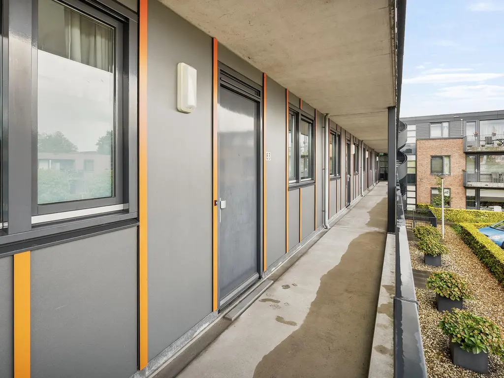 Burg Brouwerstraat 83, Zwijndrecht