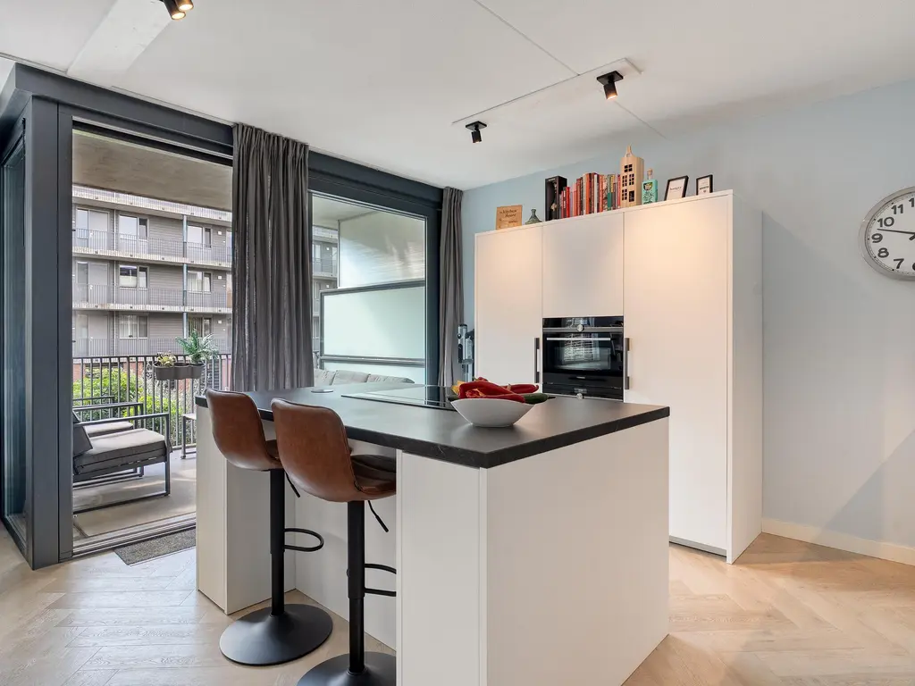 Burg Brouwerstraat 83, Zwijndrecht
