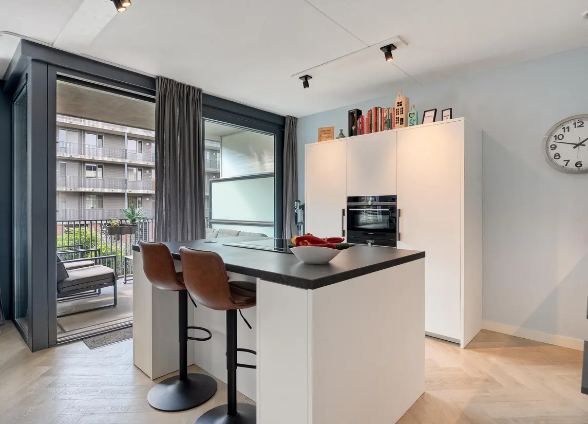 Burg Brouwerstraat 83