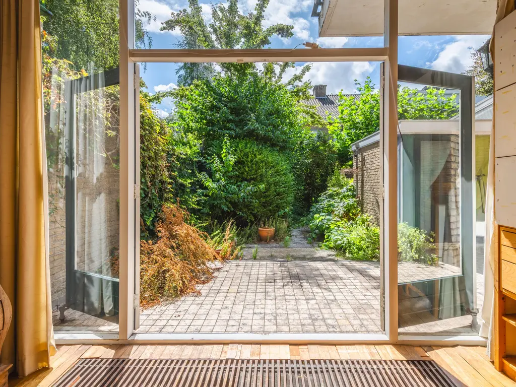 Arent van 's-Gravesandestraat 6, ROTTERDAM