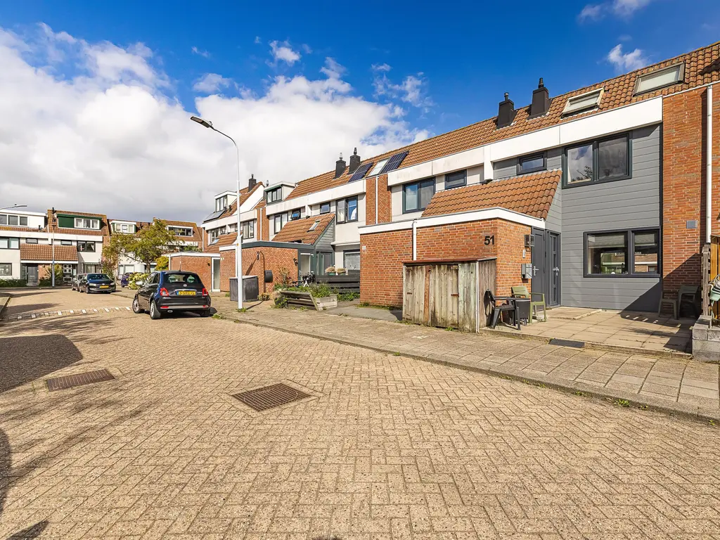 Clingenburg 51, Hoofddorp