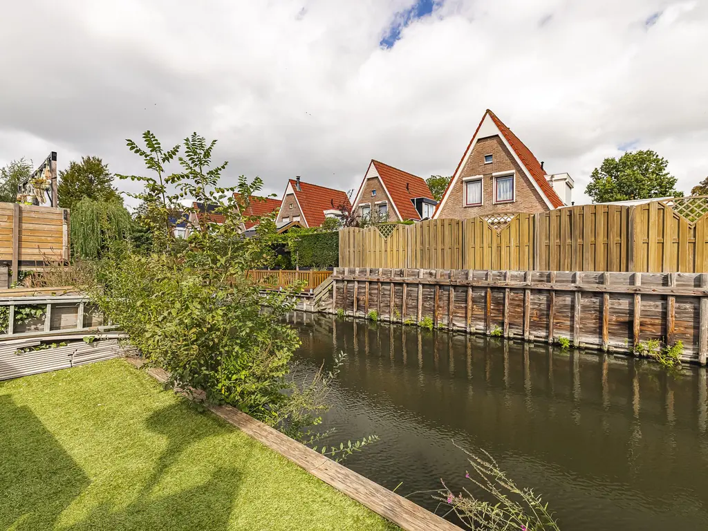 Clingenburg 51, Hoofddorp