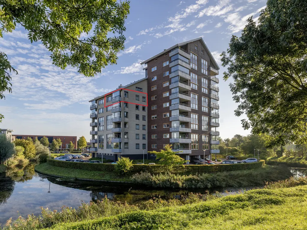 Riederstee 35, BARENDRECHT