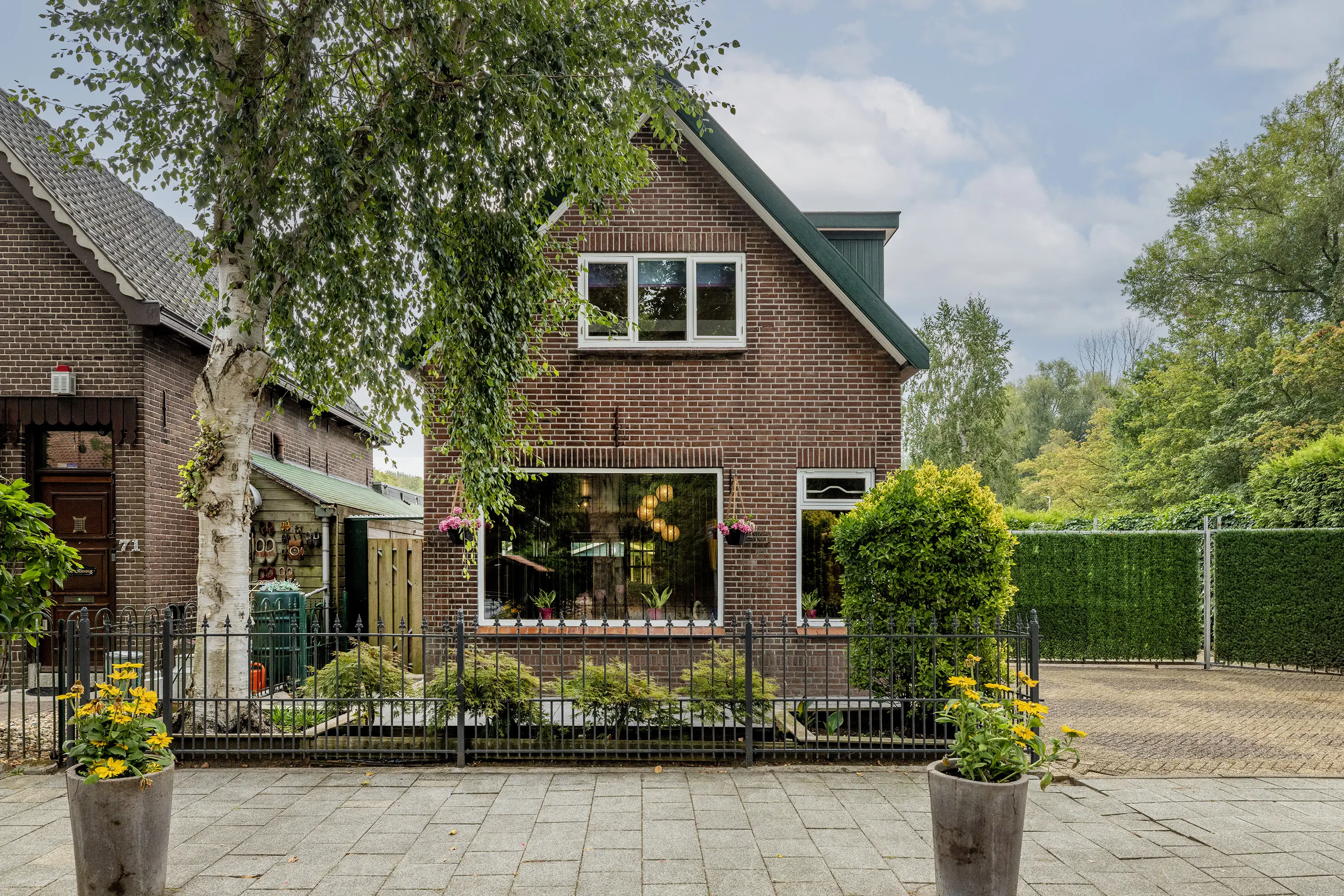 Koninginneweg 73