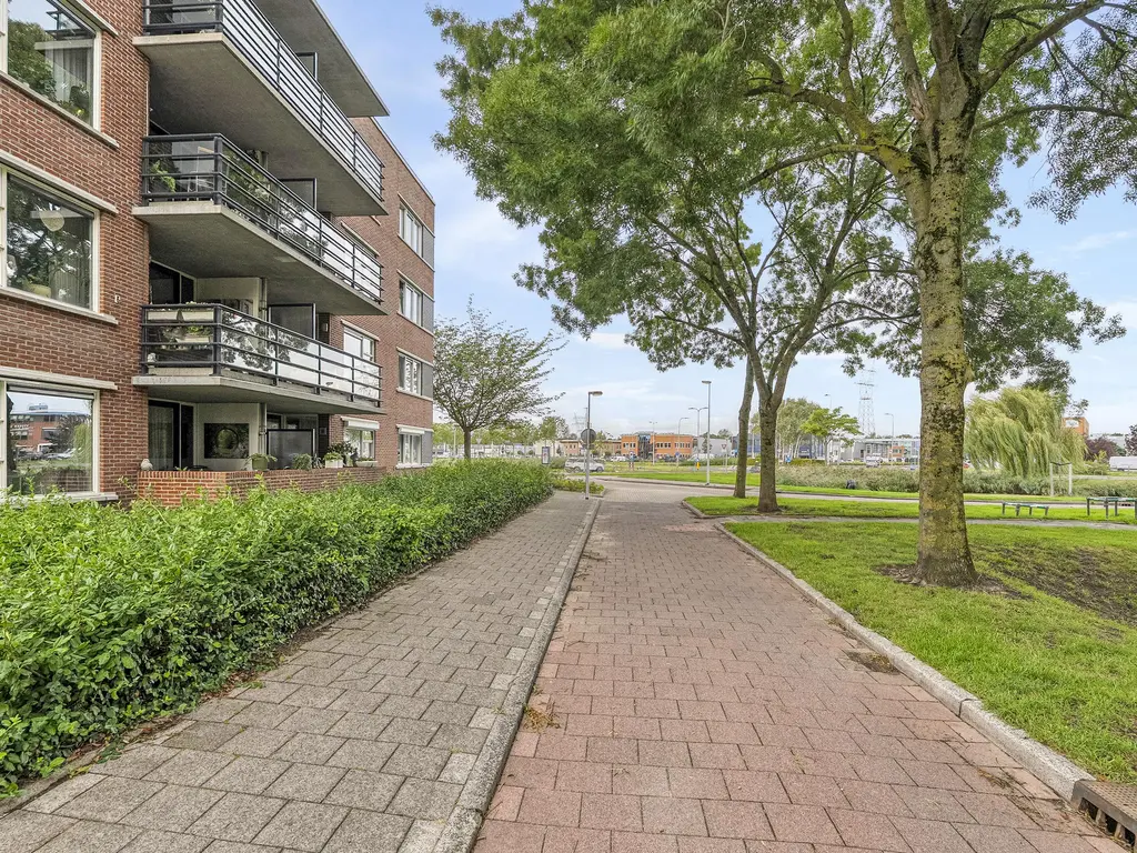 Cuypersdreef 140, Barendrecht