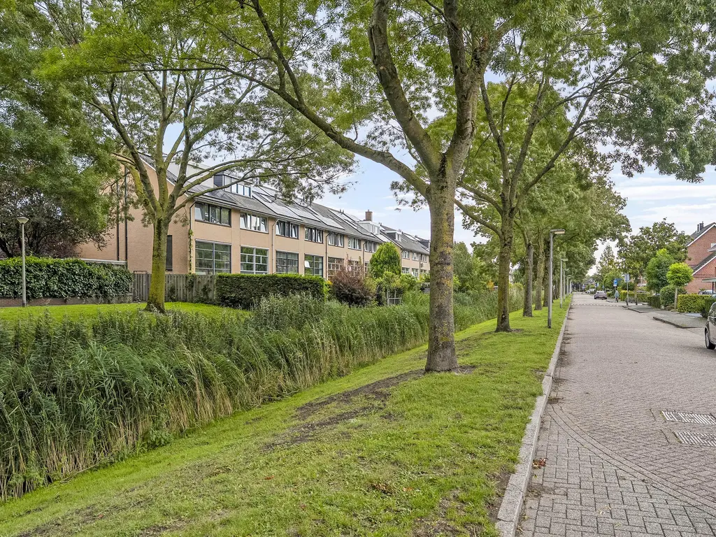 Cuypersdreef 140, Barendrecht