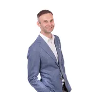 Nik Romsom