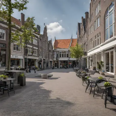 Woningmarkt Roosendaal Q4 2024: Daling in prijzen, maar snellere verkoop en meer transacties