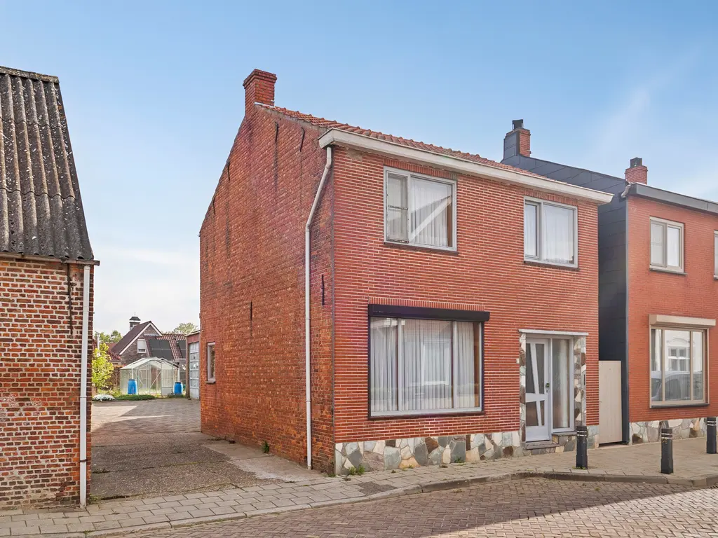 Hombachstraat 26, Nieuw Namen