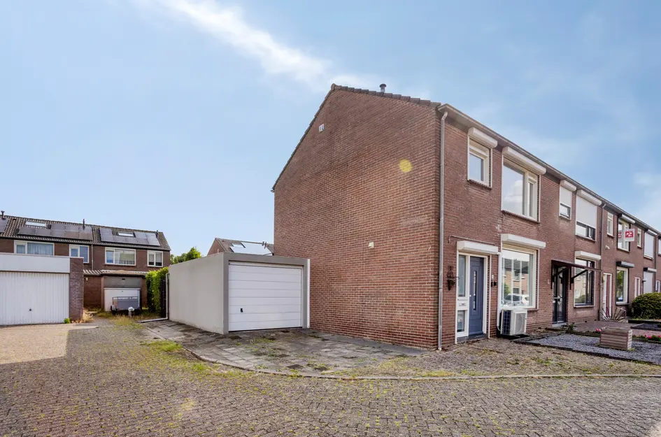 P C Hooftstraat 18