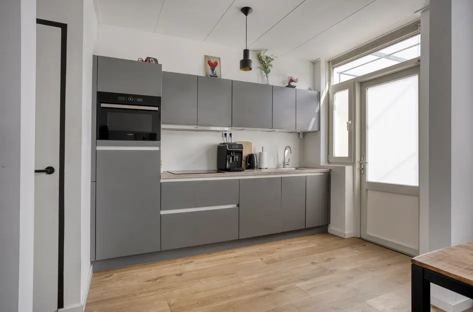 P C Hooftstraat 18