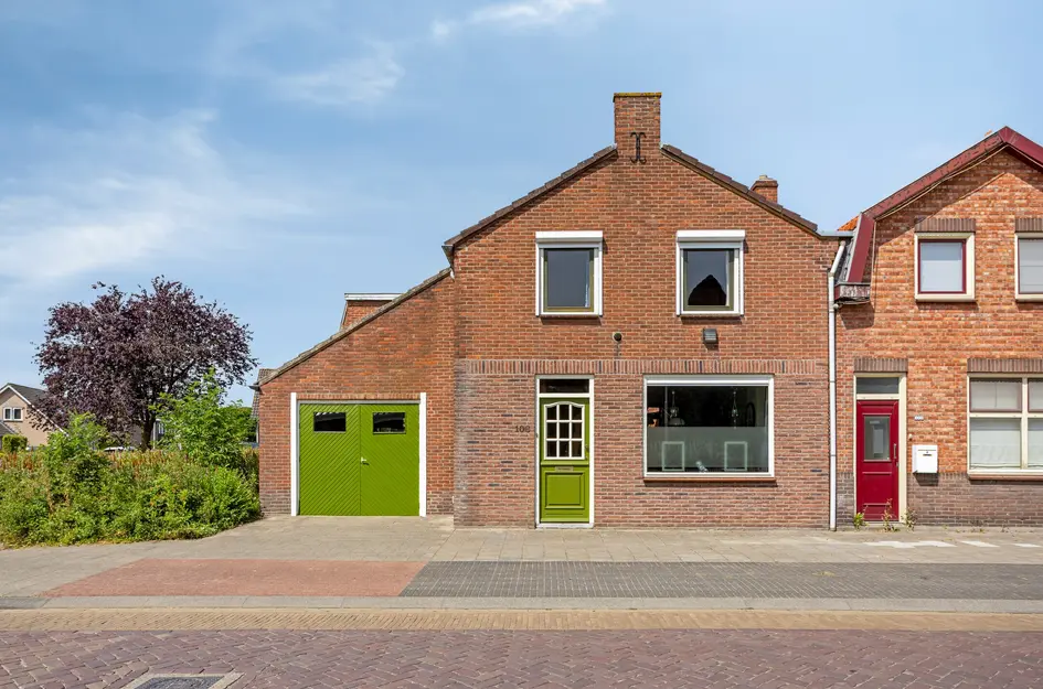 'S-Gravenstraat 106