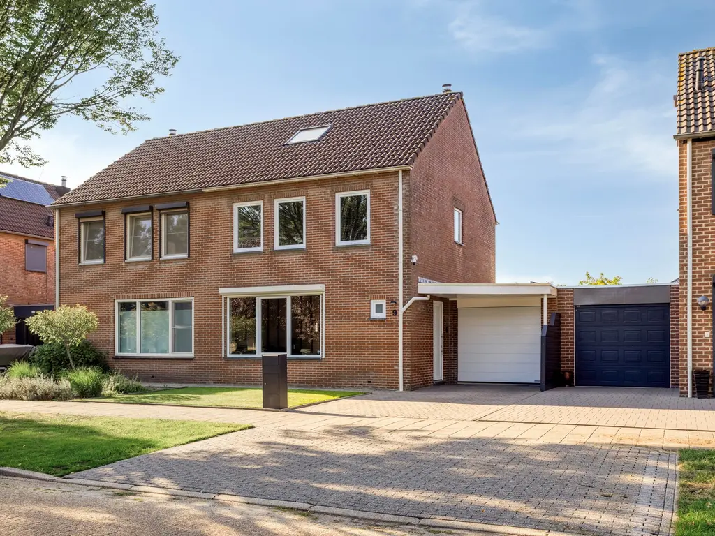 Ruysdaelstraat 9, Clinge