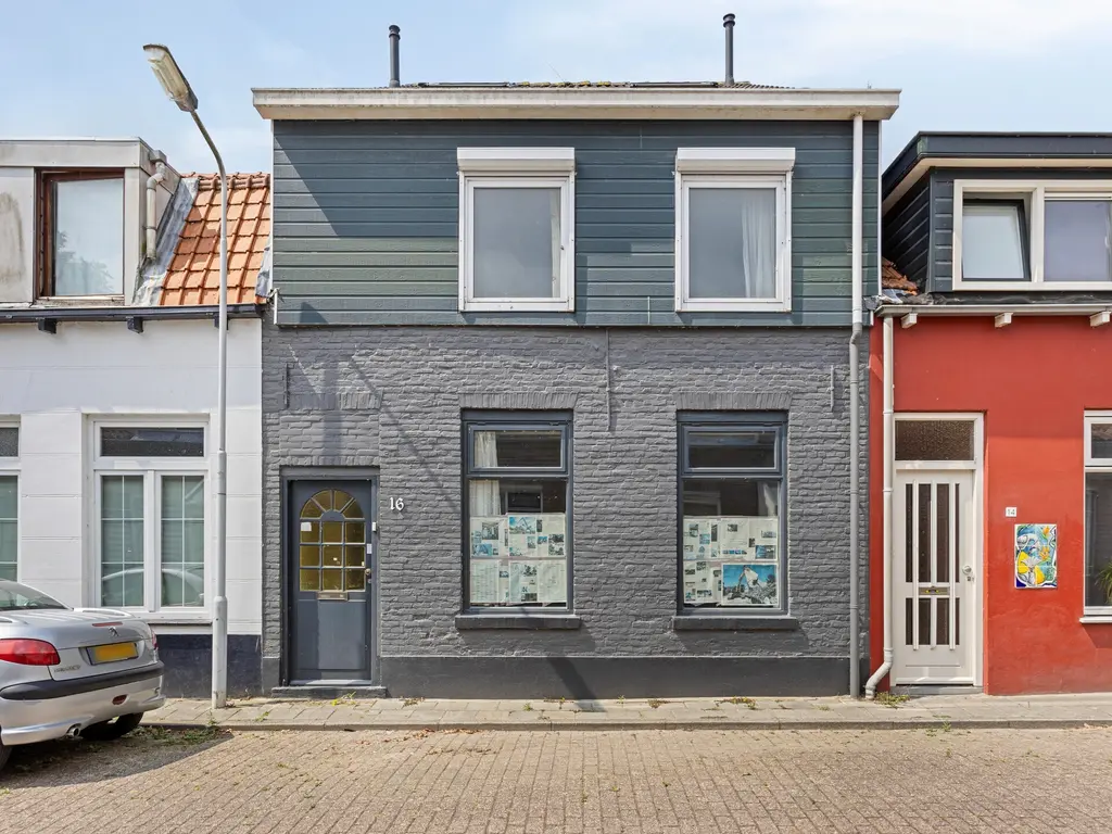 Nieuwstraat 16, Ijzendijke
