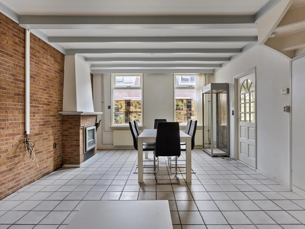 Nieuwstraat 16, Ijzendijke