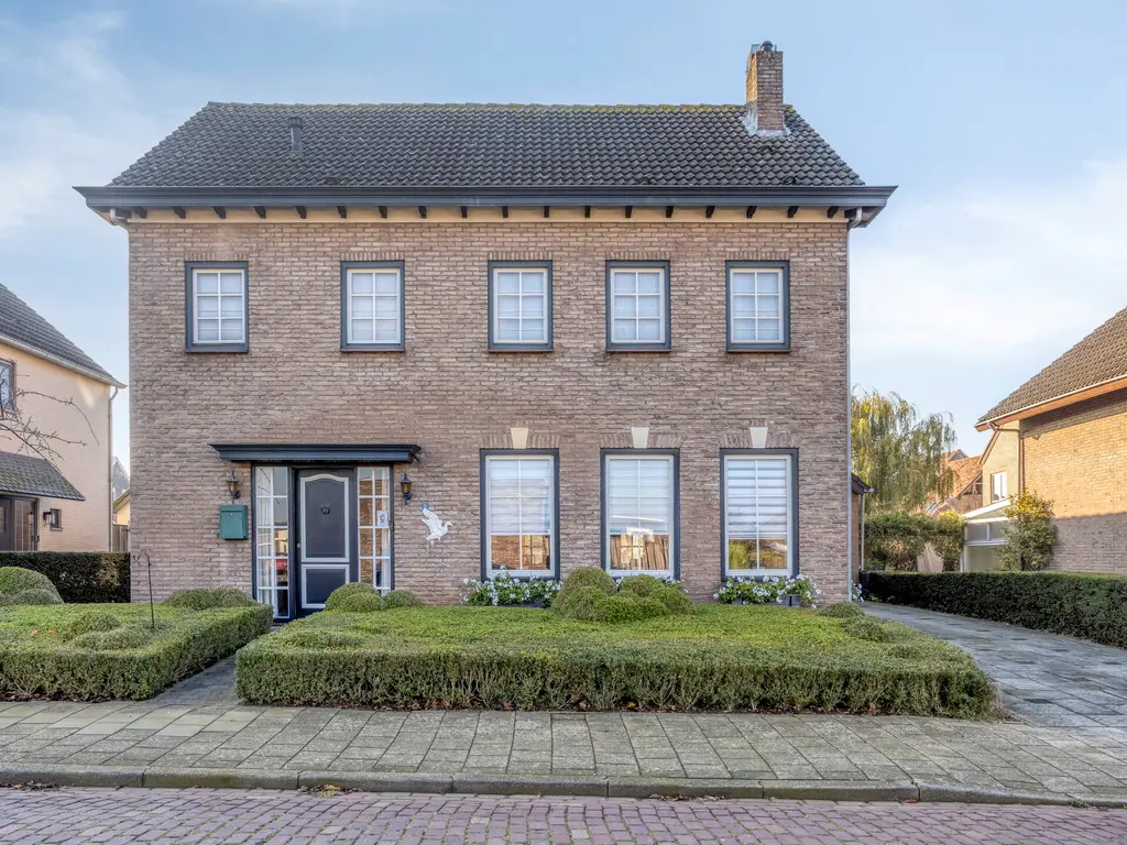 Nobelstraat 7, Nieuw Namen