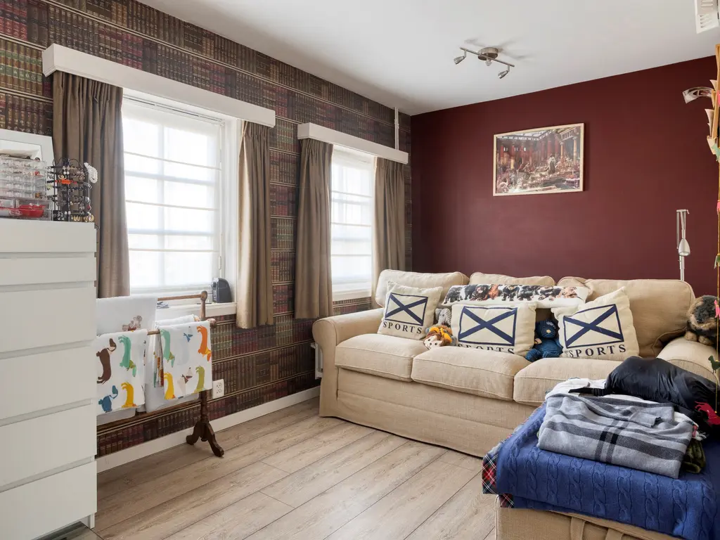 Nobelstraat 7, Nieuw Namen