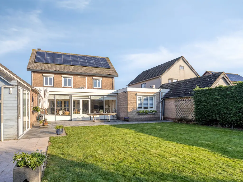 Nobelstraat 7, Nieuw Namen