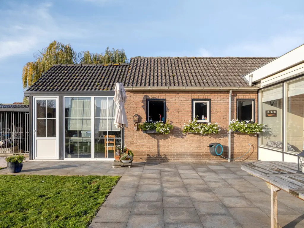 Nobelstraat 7, Nieuw Namen