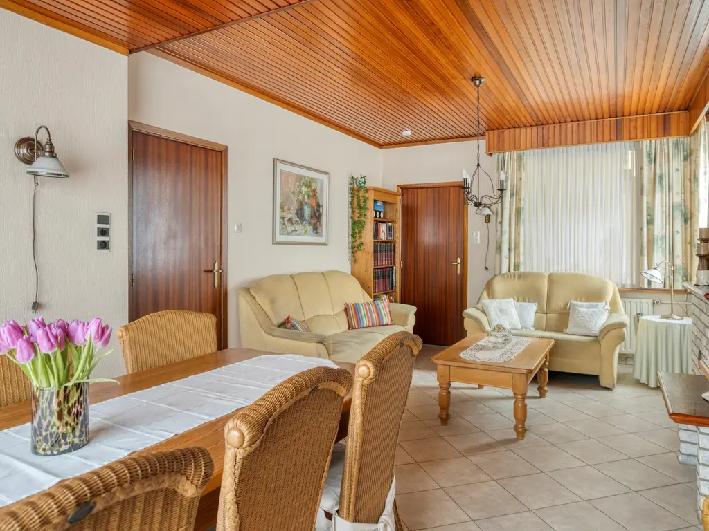 Kerkstraat 25, Clinge